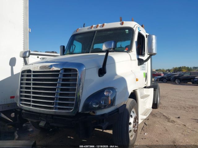 Freightliner Cascadia 125 Image 3