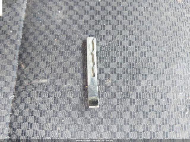 Chevrolet Silverado 1500 1lt Image 2