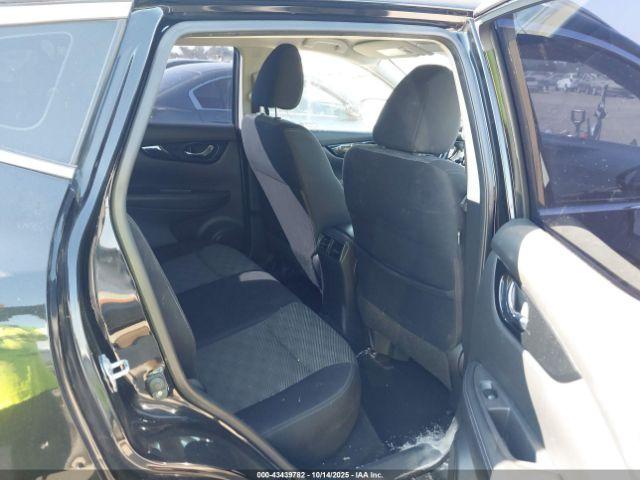 Nissan Rogue Sv Image 12