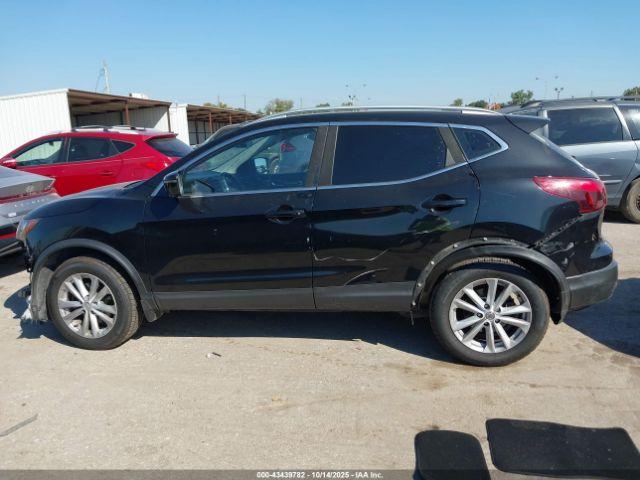 Nissan Rogue Sv Image 16