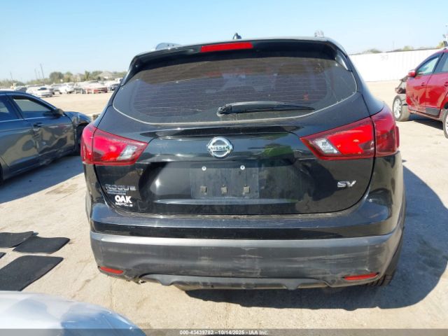 Nissan Rogue Sv Image 13