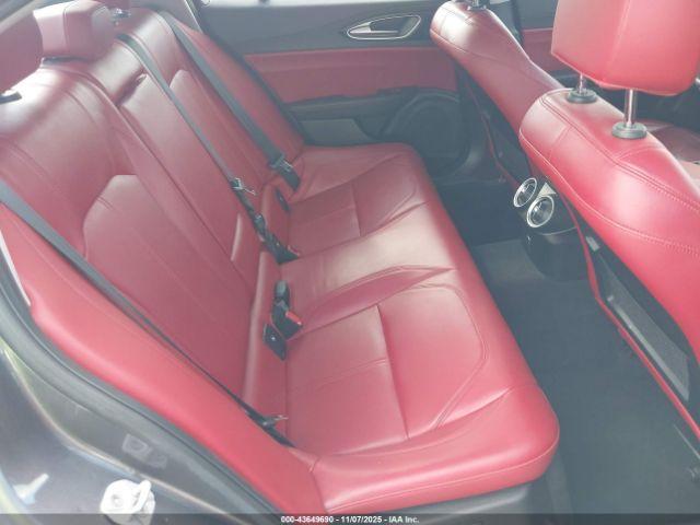 Alfa Romeo Giulia Rwd Image 4