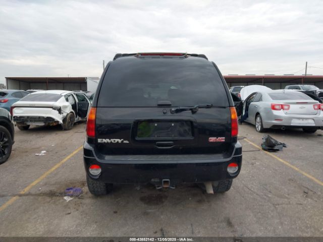 GMC Envoy XL Sle Image 3
