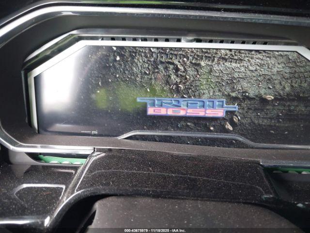 Chevrolet Silverado 1500 4wd  Short Bed Lt Trail Boss Image 10