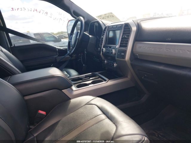 Ford F-250 Platinum Image 7