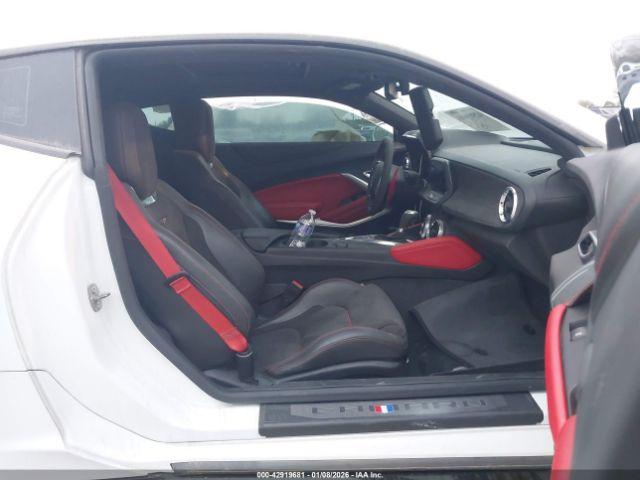 Chevrolet Camaro Zl1 Image 3