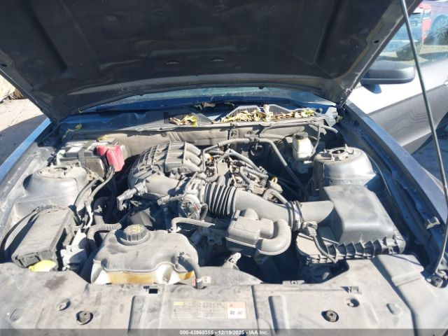 Ford Mustang V6 Image 9