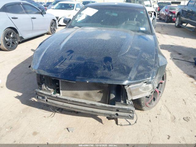 Ford Mustang V6 Image 2