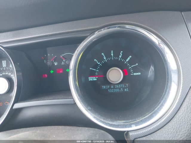 Ford Mustang V6 Image 7