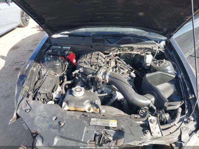 Ford Mustang V6 Image 11