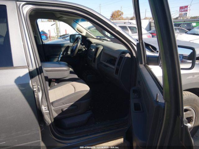 Dodge Ram 1500 St Image 6