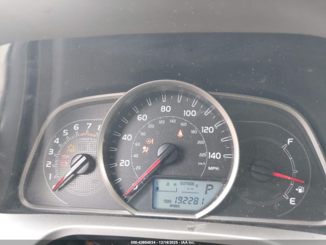 Toyota RAV4 Le Image 7