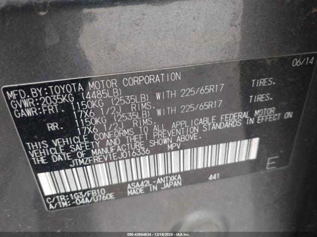 Toyota RAV4 Le Image 9