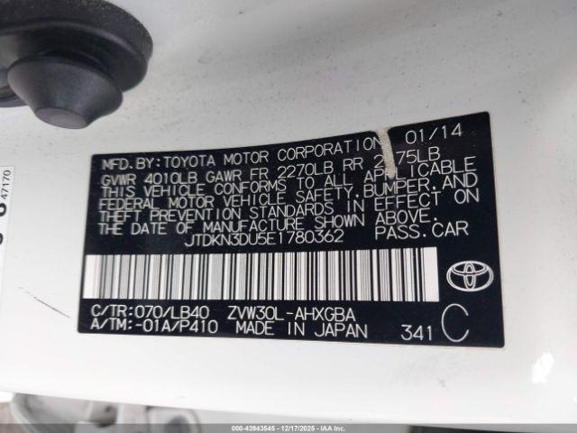 Toyota Prius Four Image 6