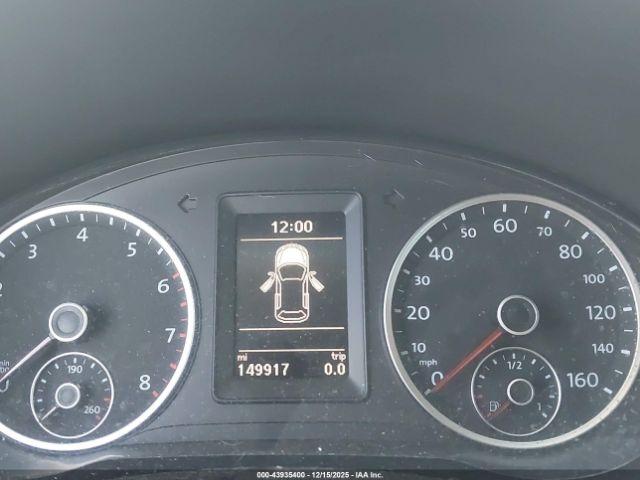 Volkswagen Tiguan S Image 9