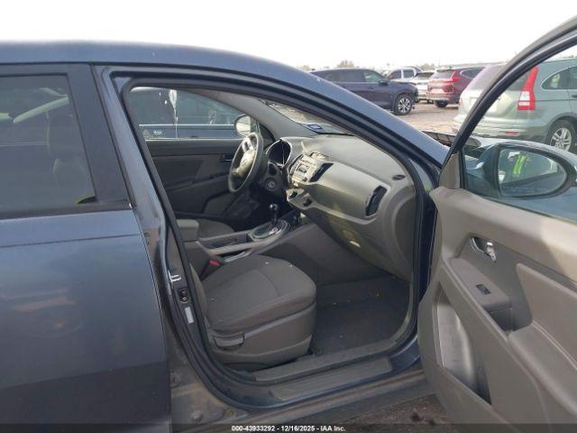 Kia Sportage Lx Image 9