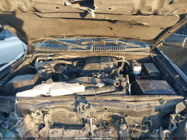 Ford Explorer Eddie Bauer Image 9