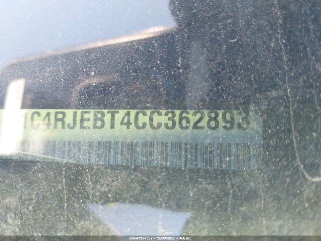 Jeep Grand Cherokee Limited Image 3