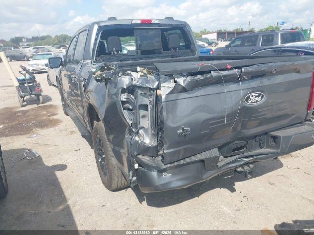 Ford F-150 Xlt Image 3