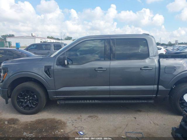 Ford F-150 Xlt Image 13