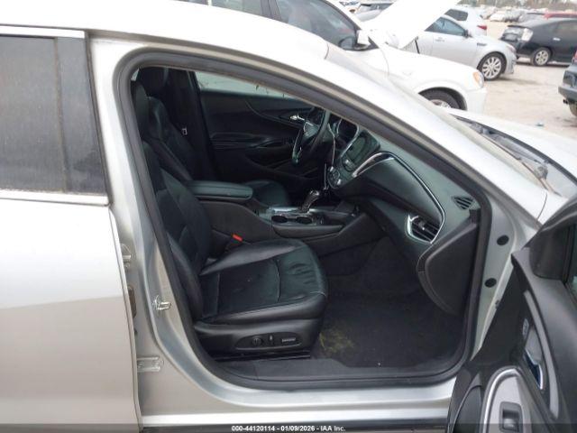 Chevrolet Malibu 1lt Image 2