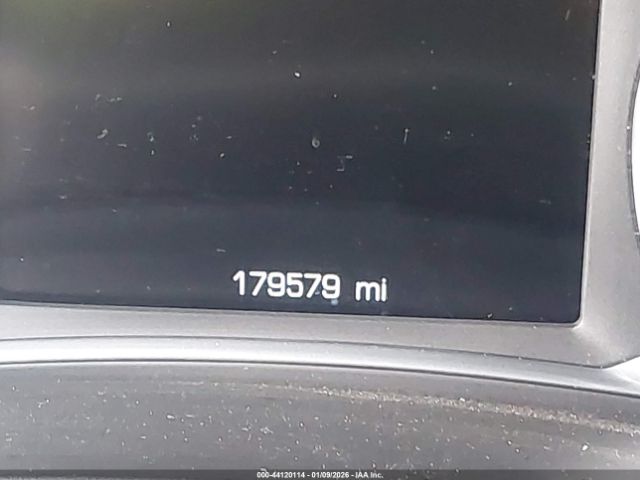 Chevrolet Malibu 1lt Image 12