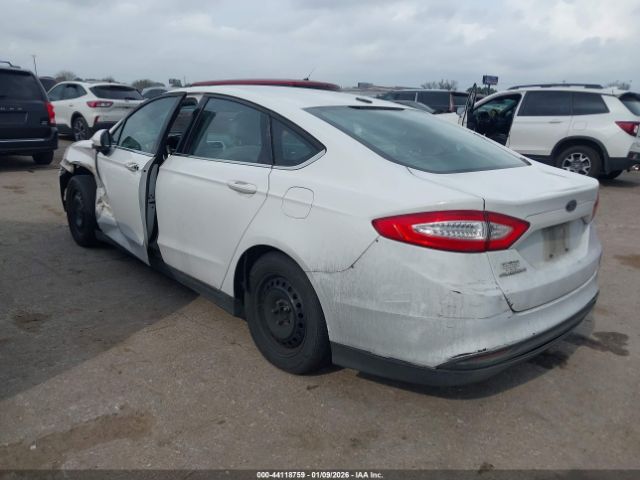 Ford Fusion S Image 6
