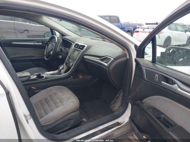 Ford Fusion S Image 9