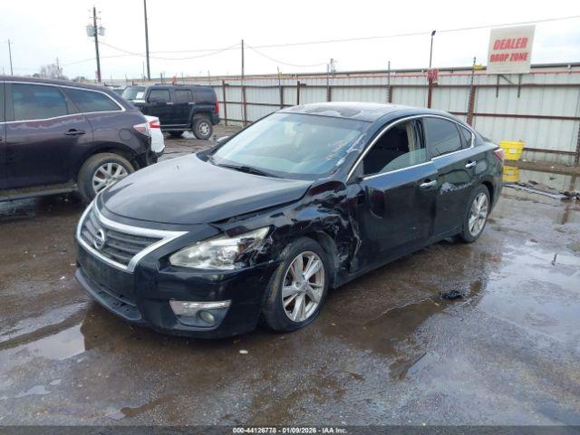Nissan Altima 2.5 Sv Image 2