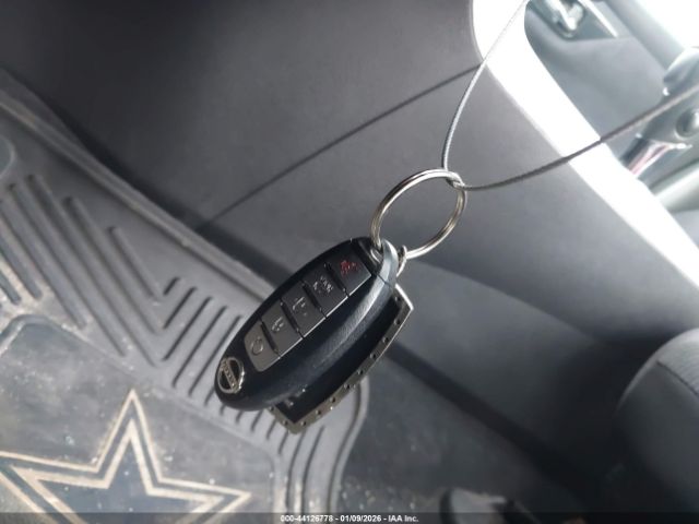 Nissan Altima 2.5 Sv Image 9