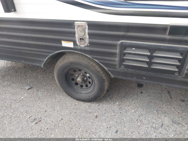 Springdale Mini 180 Image 8