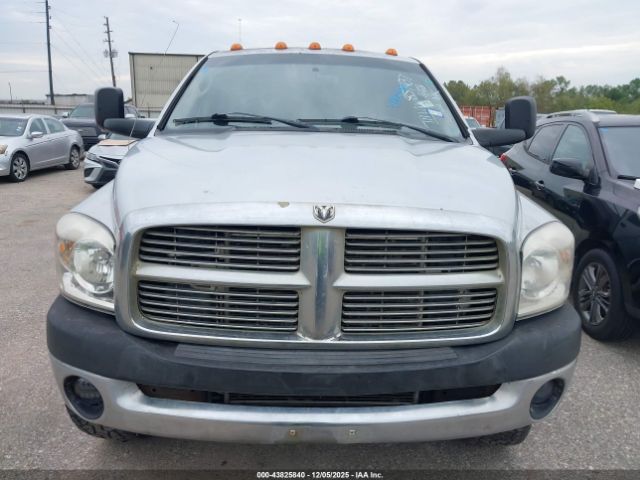 Dodge Ram 3500 Image 10