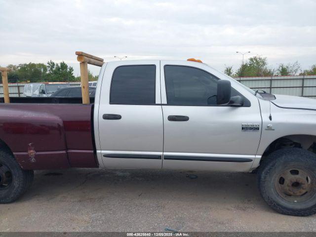 Dodge Ram 3500 Image 2
