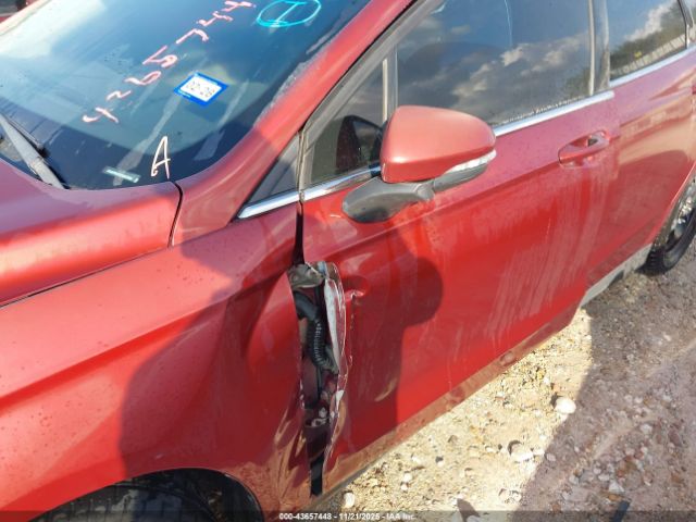 Ford Fusion S Image 8