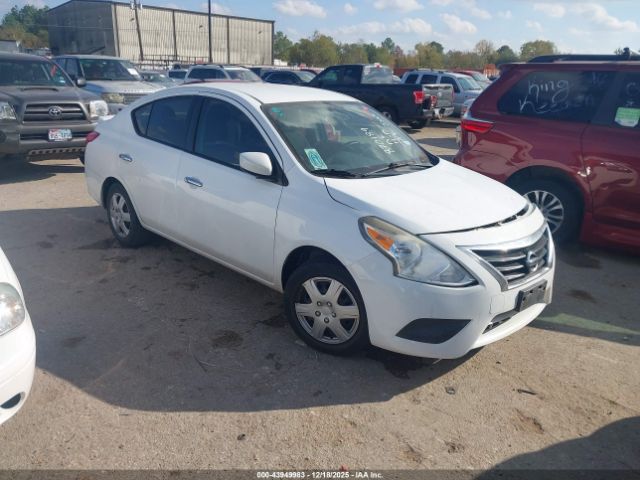 Nissan Versa Image 1