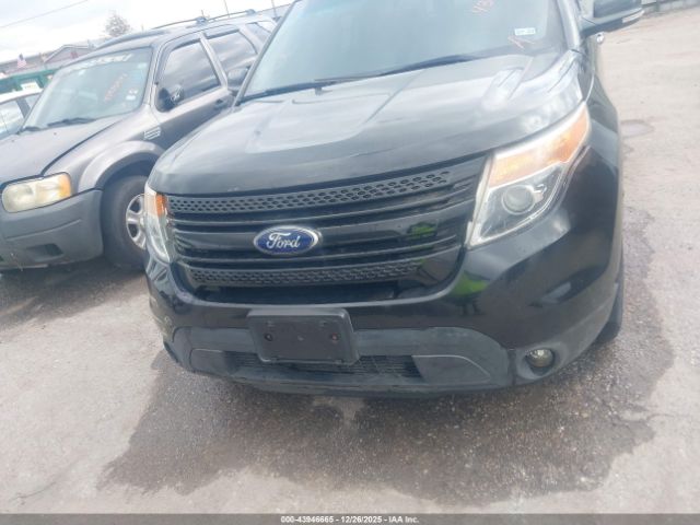 Ford Explorer Xlt Image 2