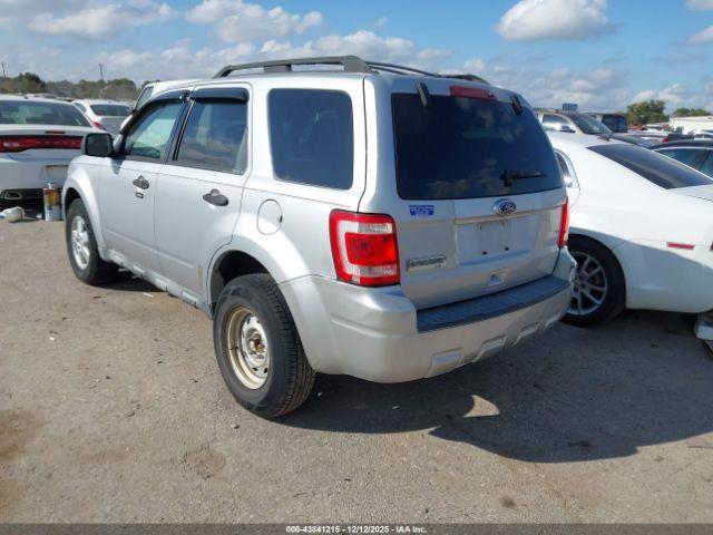 Ford Escape Xlt Image 4