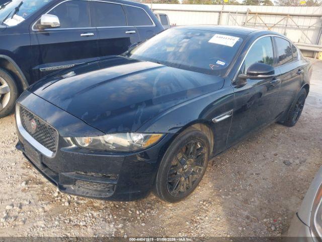 Jaguar XE 25t Image 9