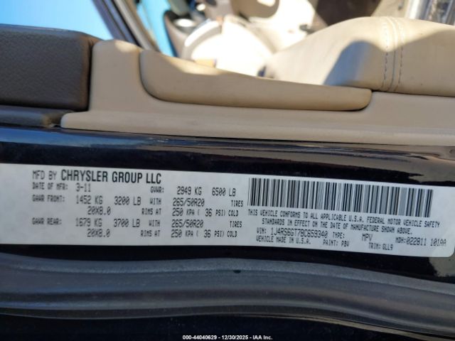 Jeep Grand Cherokee Overland Image 12