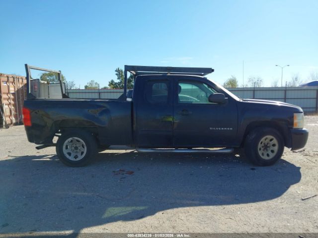 Chevrolet Silverado 1500 Ls Image 3