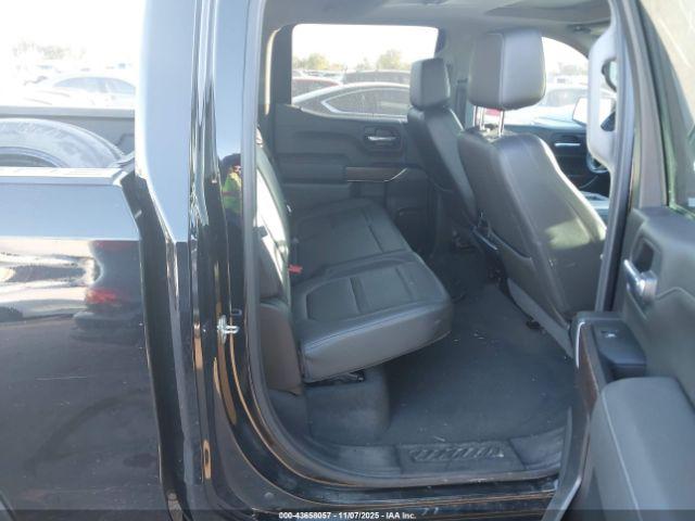 GMC Sierra 1500 Denali Image 5