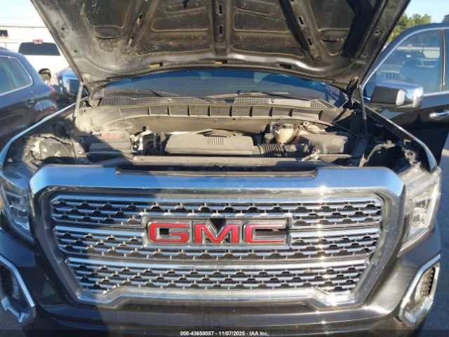 GMC Sierra 1500 Denali Image 10