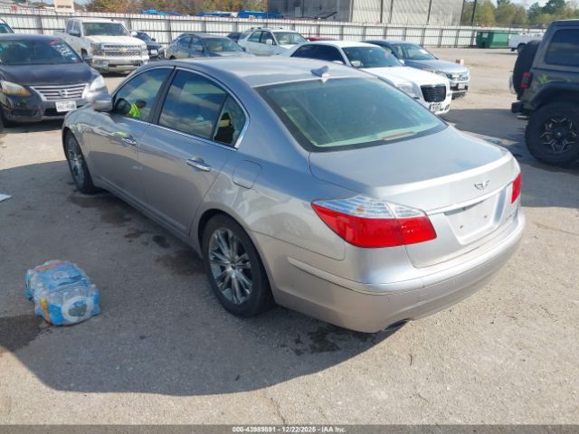 Hyundai Genesis 4.6 Image 3