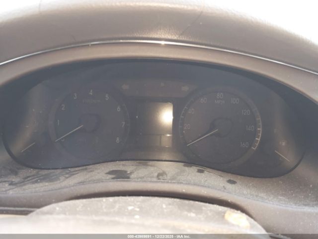 Hyundai Genesis 4.6 Image 6