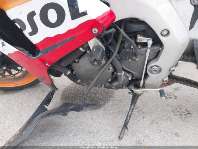 Honda Cbr1000 Rr Image 7