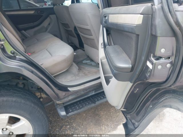 Toyota 4Runner Sr5 V6 Image 4