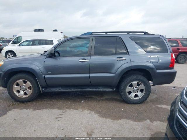 Toyota 4Runner Sr5 V6 Image 8